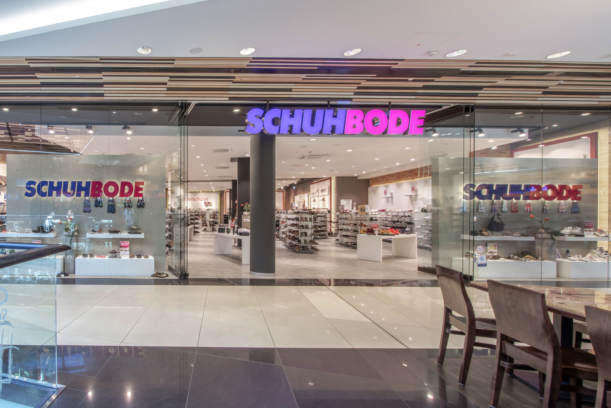 Schuh Bode at the Mall of Berlin