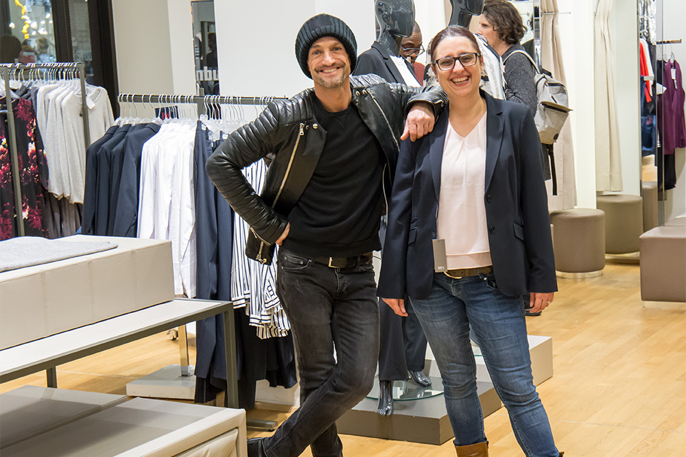 Peyman Amin in the Mall of Berlin. Peyman Amin in the Mall of Berlin.