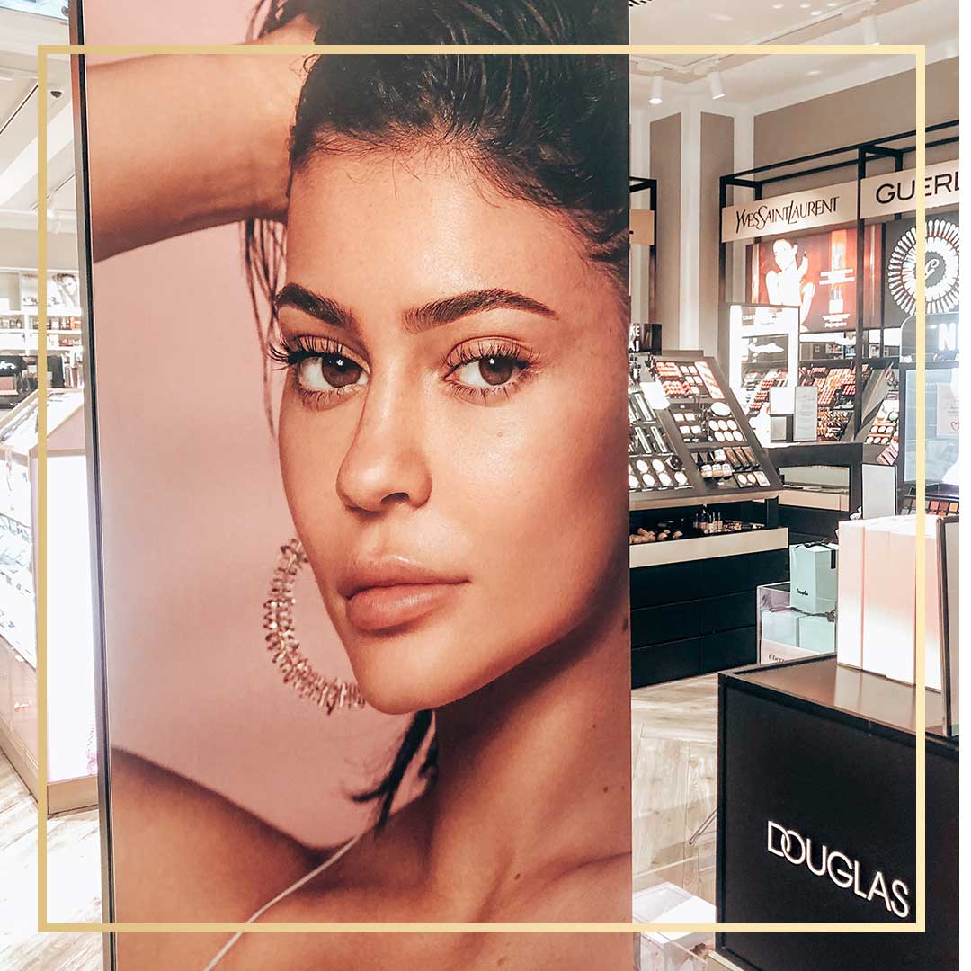 Kylieskincare bei Douglas. Kylieskincare bei Douglas.