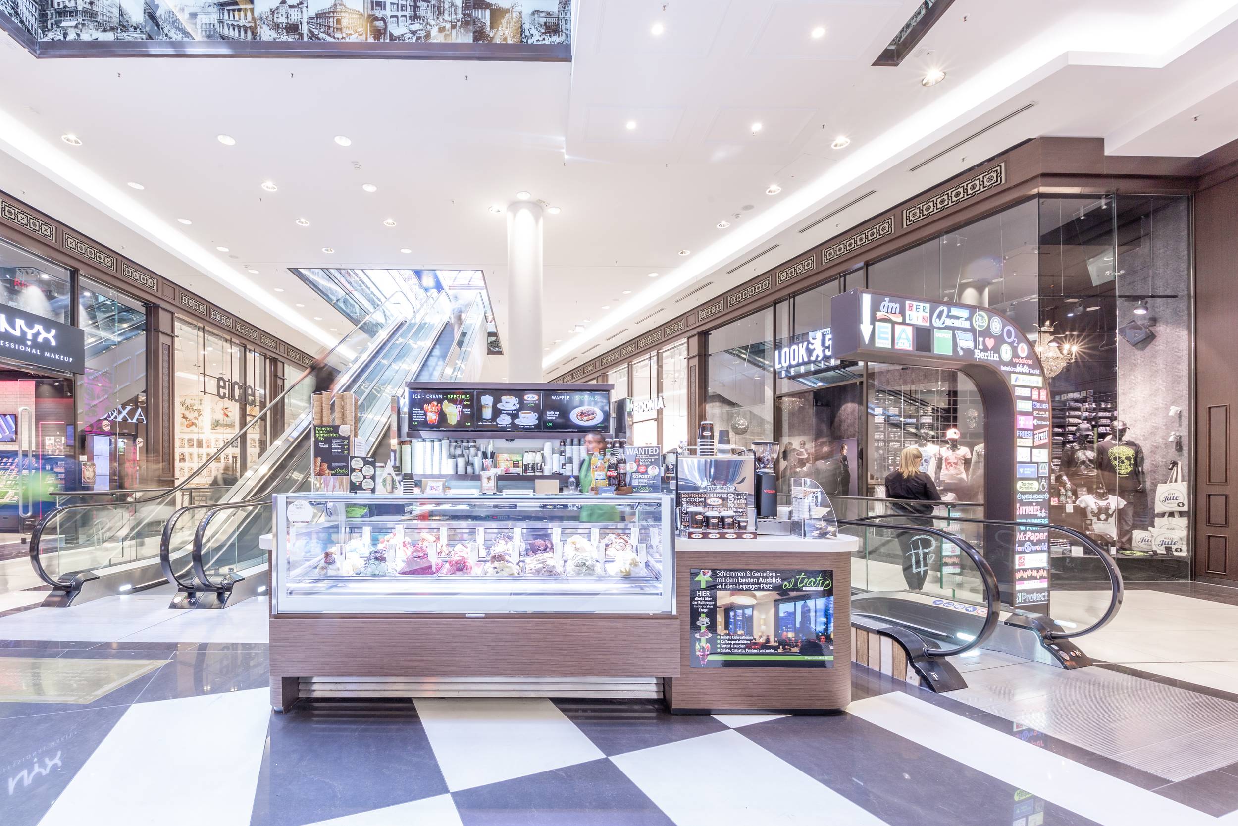 [Translate to English:] Al Teatro in der Mall of Berlin