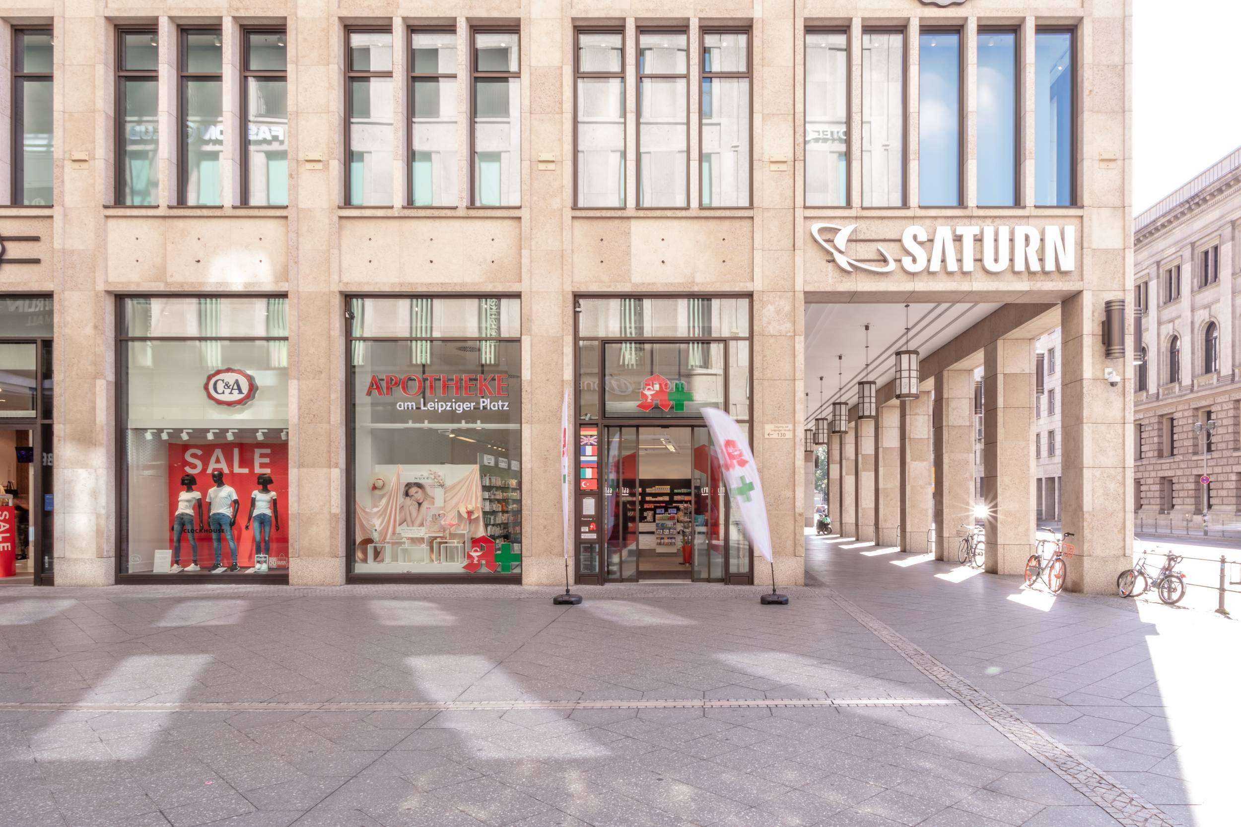 Apotheke am Leipziger Platz at the Mall of Berlin