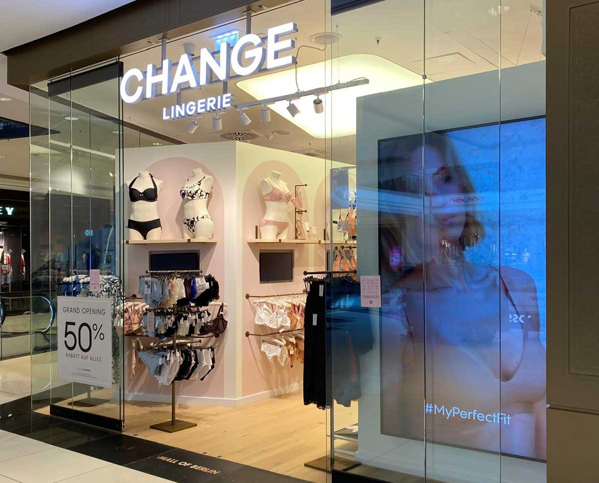 Change Lingerie at the Mall of Berlin