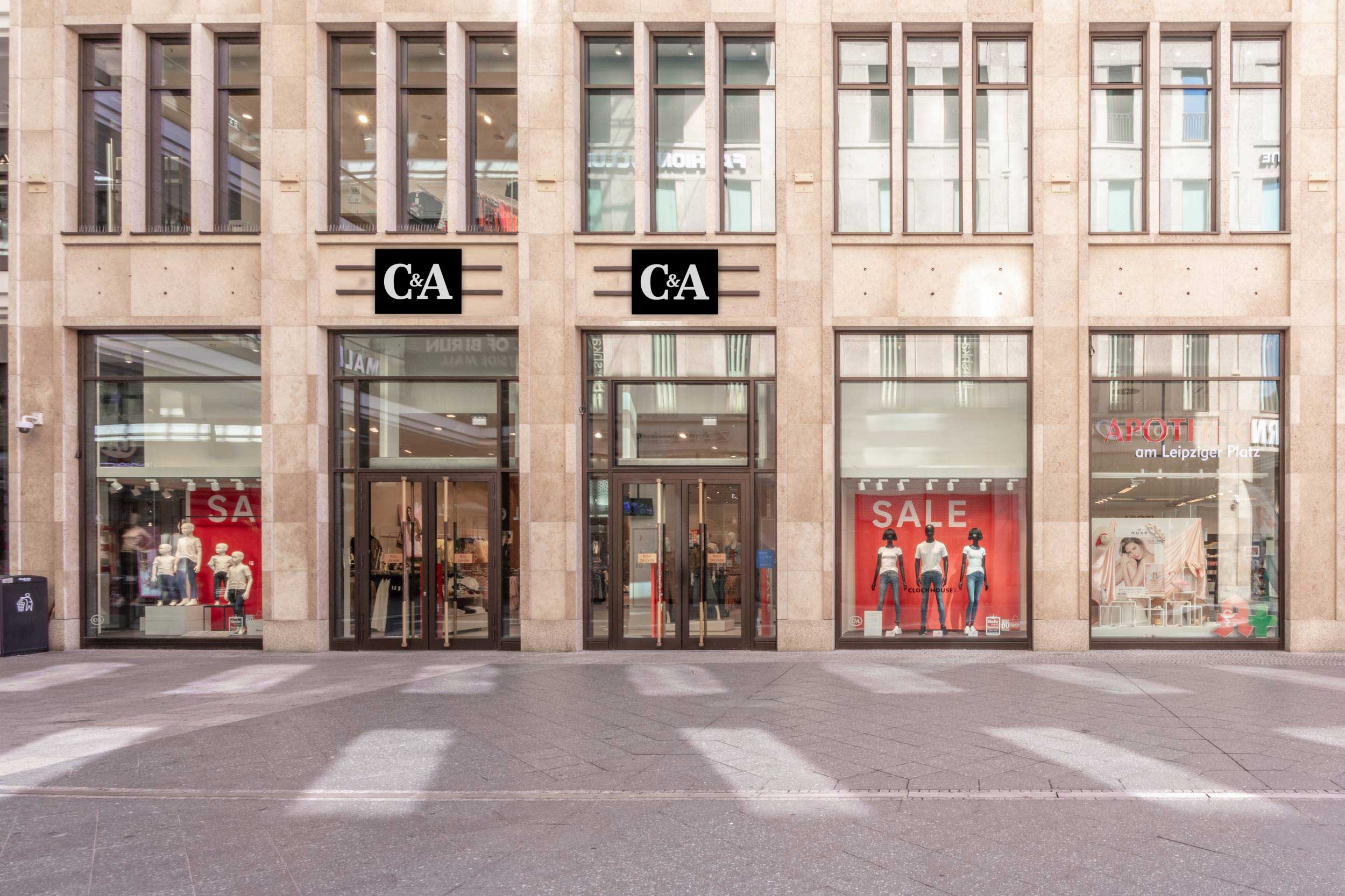 C & A in der Mall of Berlin