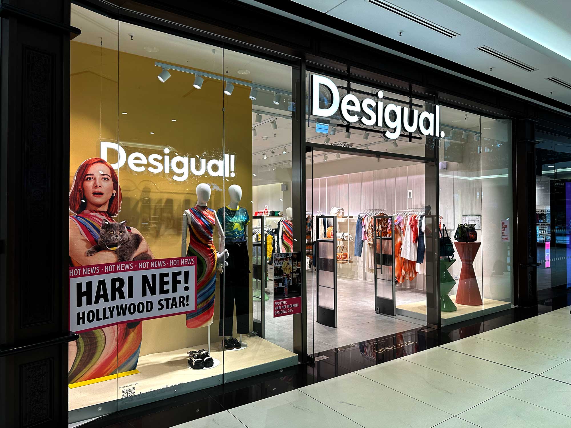 Desigual in der Mall of Berlin