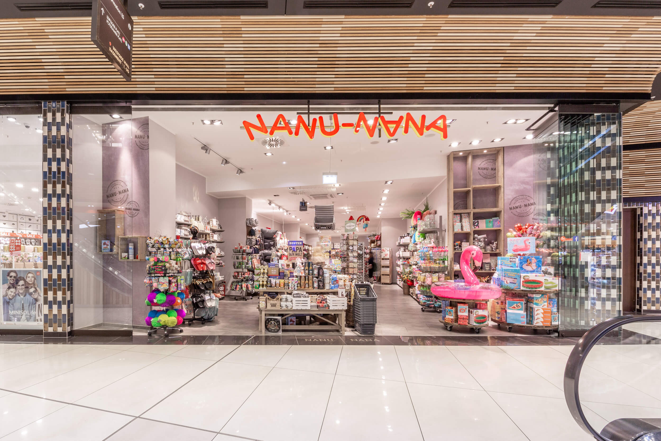 Nanu Nana in der Mall of Berlin