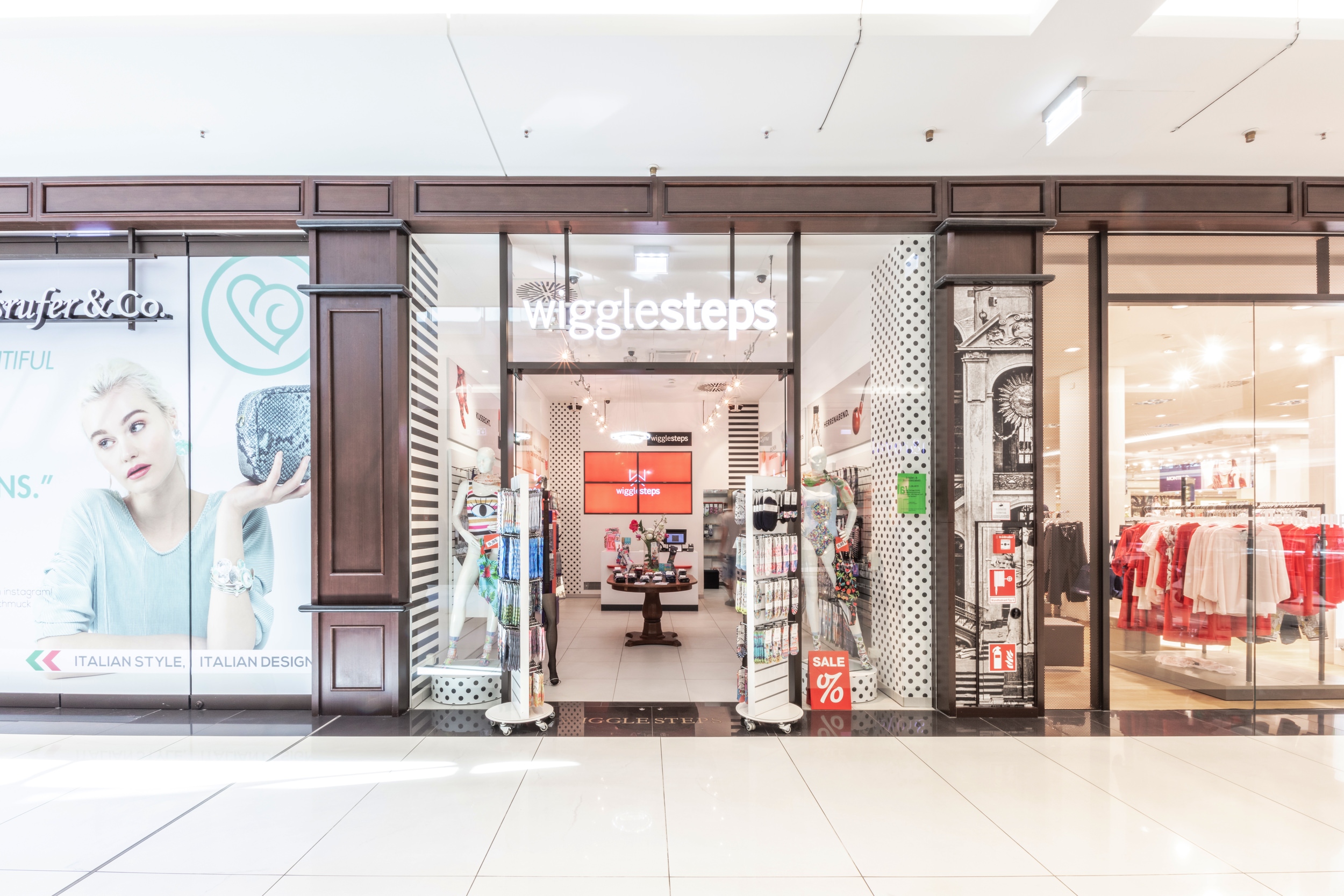 Wigglesteps at the Mall of Berlin